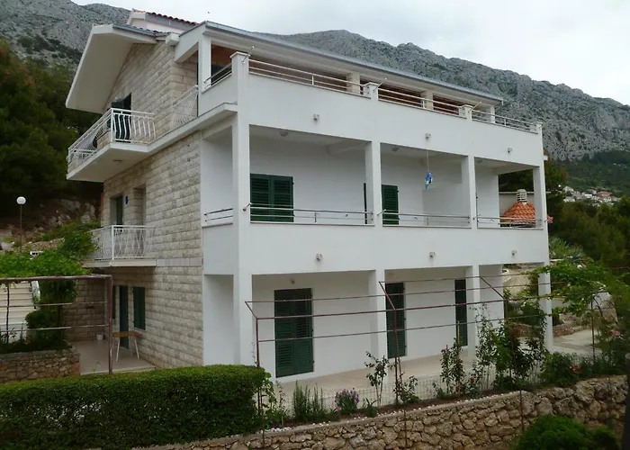 Apartments Tom